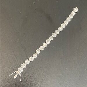 Elegant Silver Floral Bracelet